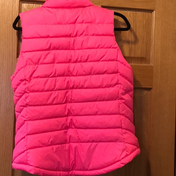 GAP Neon Pink vest - Picture 3 of 5